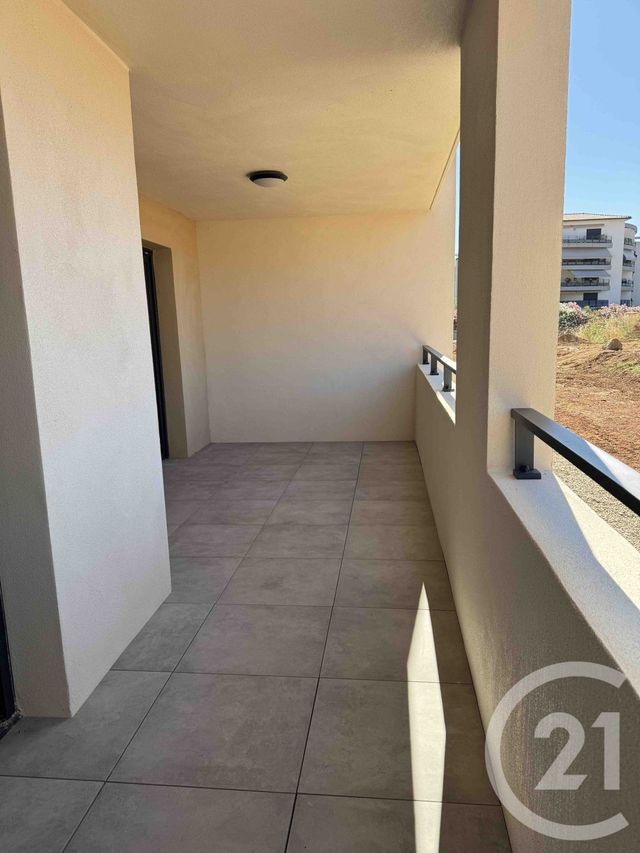 Appartement T3 à vendre - 3 pièces - 70.0 m2 - BORGO - 202 - CORSE - Century 21 Jade Immobilier