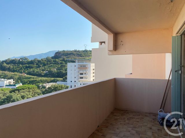 Afficher la photo en grand Appartement F4 à louer - 4 pièces - 80.09 m2 - BASTIA - 20 - CORSE - Century 21 Jade Immobilier