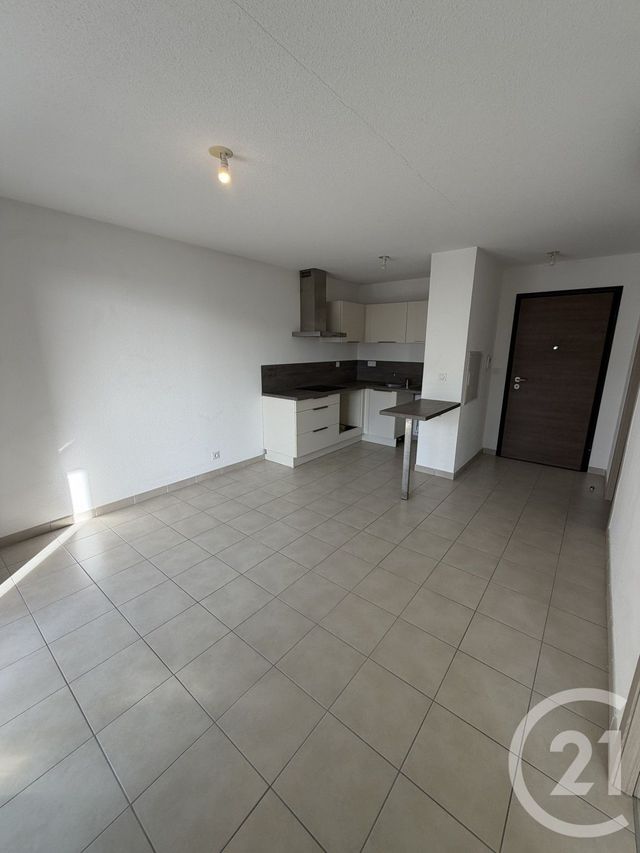 Appartement T2 à louer - 2 pièces - 42.7 m2 - BASTIA - 202 - CORSE - Century 21 Jade Immobilier