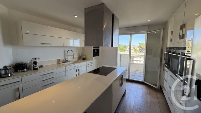Appartement à vendre - 4 pièces - 148.94 m2 - BASTIA - 202 - CORSE - Century 21 Jade Immobilier