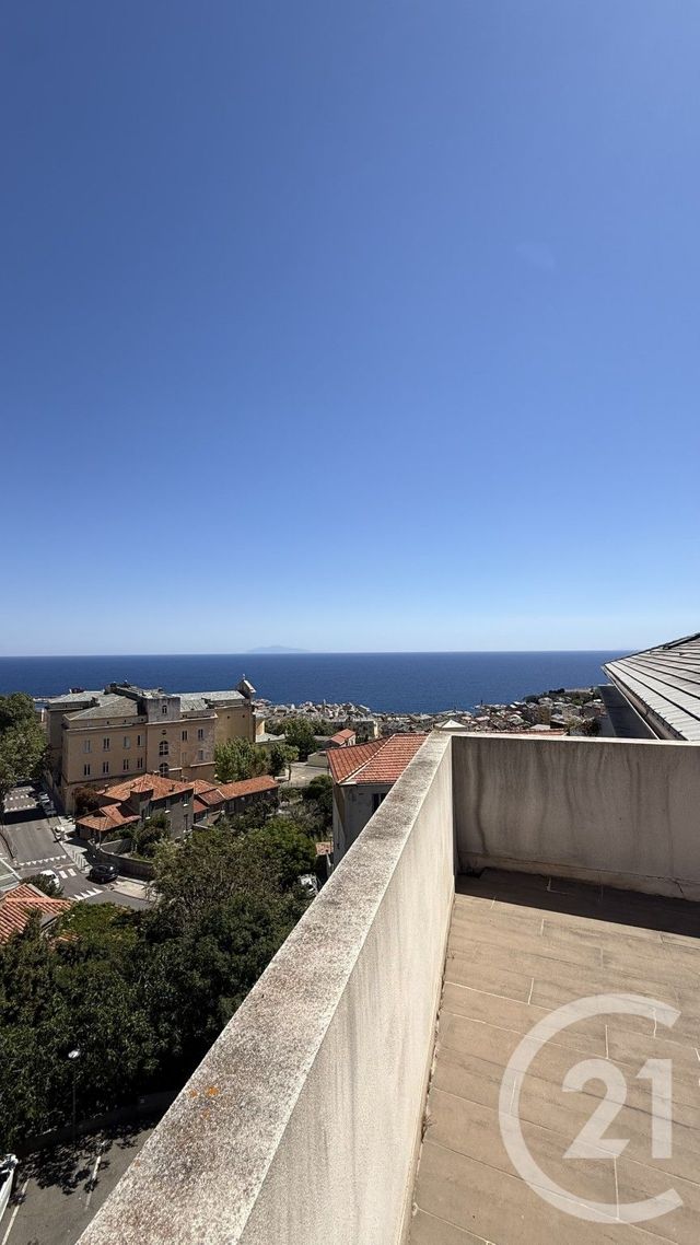 Appartement à vendre - 4 pièces - 148.94 m2 - BASTIA - 202 - CORSE - Century 21 Jade Immobilier
