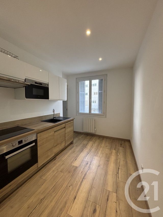 Appartement F2 à louer - 2 pièces - 44.0 m2 - BASTIA - 202 - CORSE - Century 21 Jade Immobilier