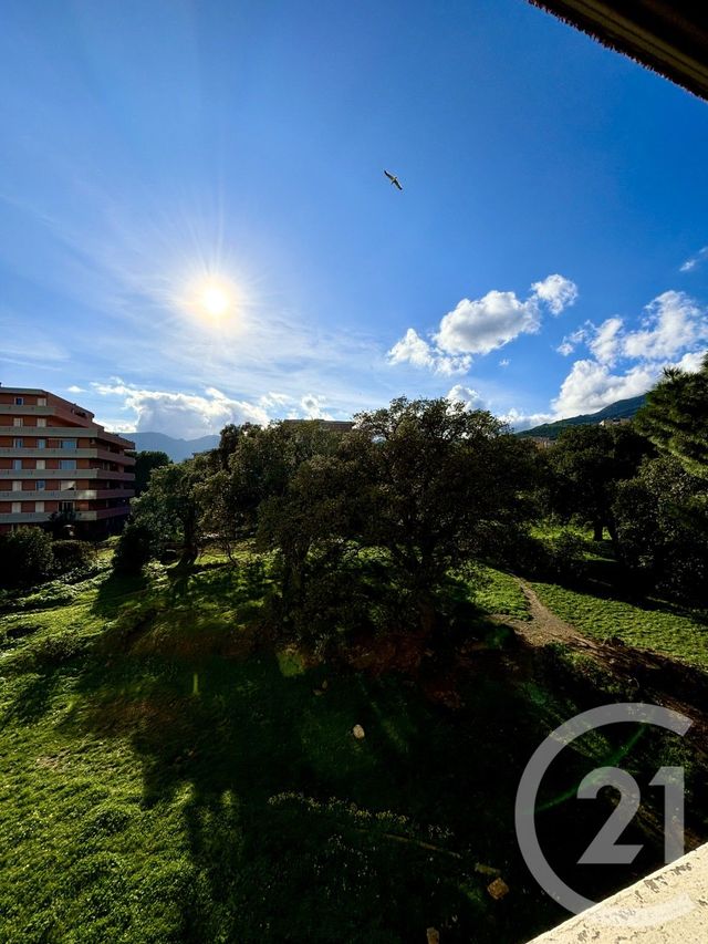Appartement à vendre - 3 pièces - 60.0 m2 - BASTIA - 202 - CORSE - Century 21 Jade Immobilier