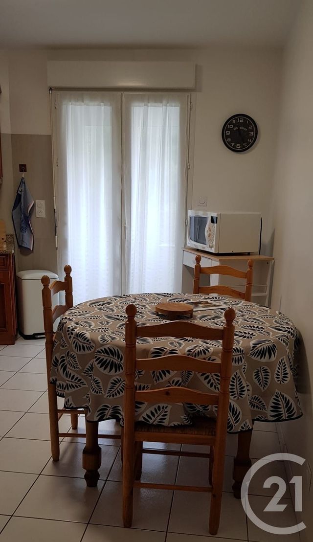 Afficher la photo en grand Appartement T3 à louer - 3 pièces - 73.9 m2 - BASTIA - 202 - CORSE - Century 21 Jade Immobilier