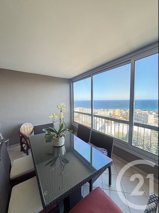 Appartement T3 à louer - 3 pièces - 91.18 m2 - BASTIA - 202 - CORSE - Century 21 Jade Immobilier