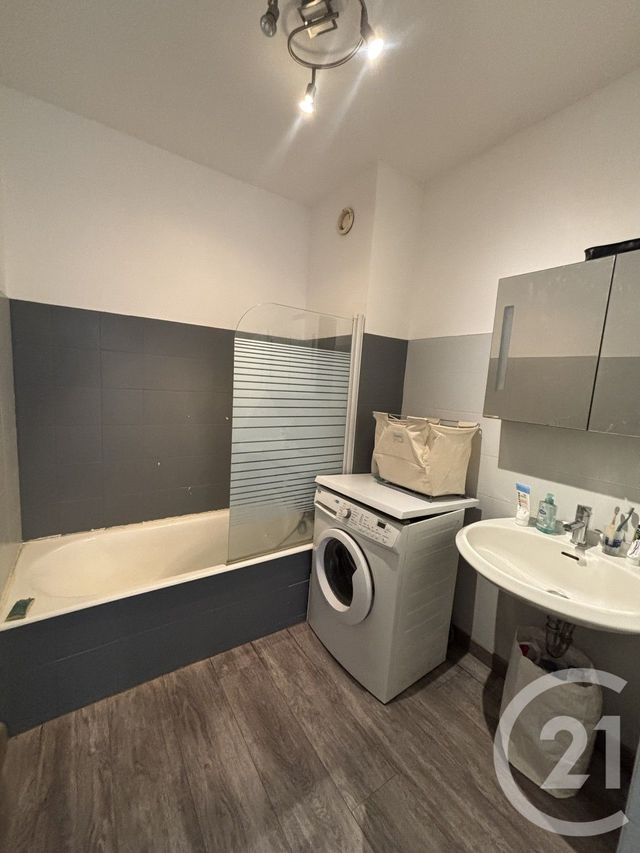 Appartement T2 à louer - 2 pièces - 29.51 m2 - VILLE DI PIETRABUGNO - 202 - CORSE - Century 21 Jade Immobilier