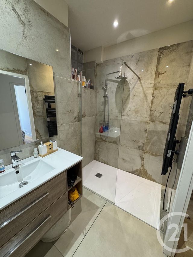 Appartement F3 à vendre - 3 pièces - 78.31 m2 - BASTIA - 202 - CORSE - Century 21 Jade Immobilier