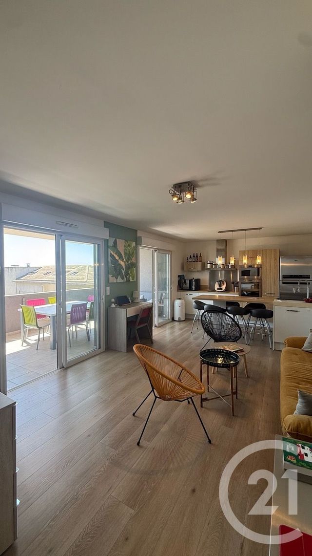 Appartement à vendre - 3 pièces - 68.0 m2 - BASTIA - 202 - CORSE - Century 21 Jade Immobilier