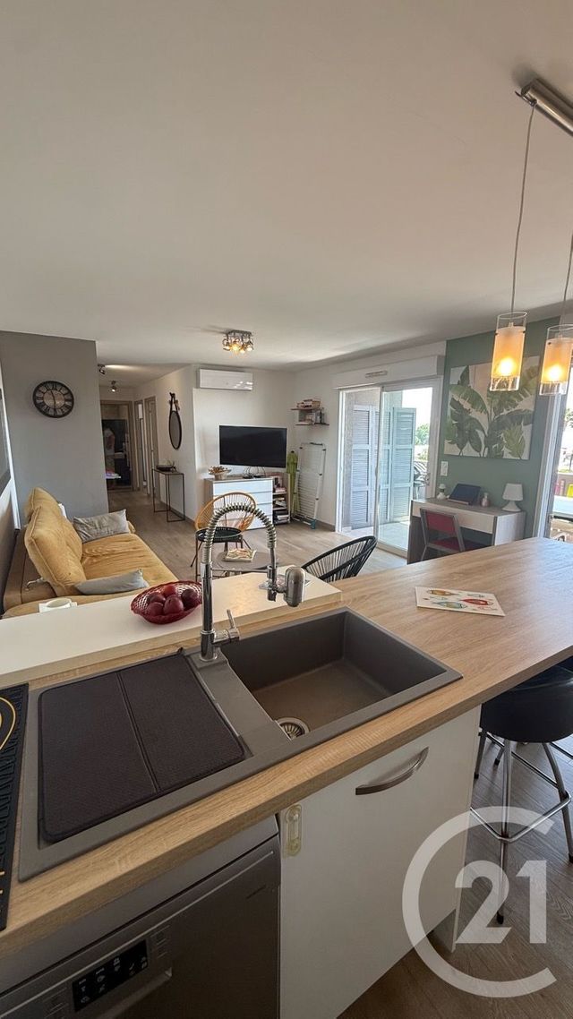 Appartement à vendre - 3 pièces - 68.0 m2 - BASTIA - 202 - CORSE - Century 21 Jade Immobilier