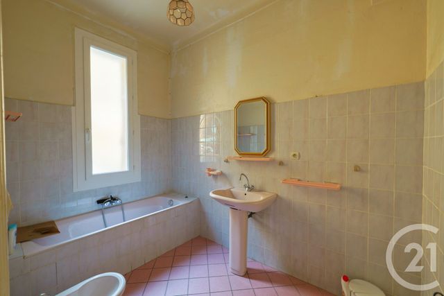 Appartement à vendre - 3 pièces - 68.44 m2 - BASTIA - 202 - CORSE - Century 21 Jade Immobilier
