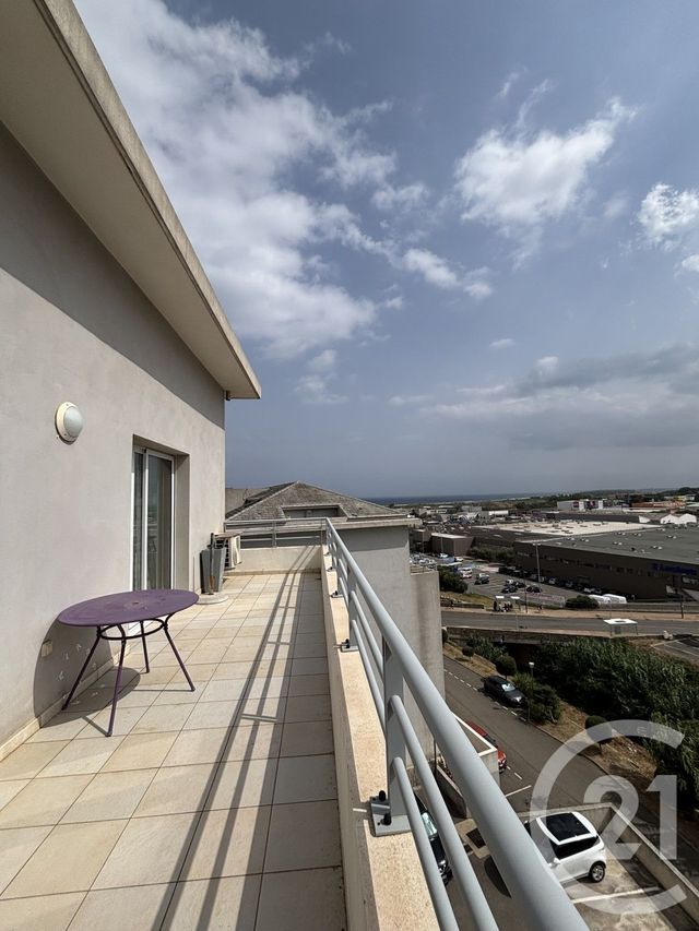 Appartement T2 à louer - 2 pièces - 48.51 m2 - BASTIA - 202 - CORSE - Century 21 Jade Immobilier