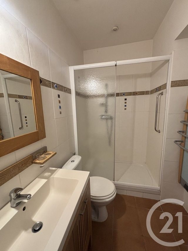 Appartement T3 à louer - 3 pièces - 49.32 m2 - BASTIA - 202 - CORSE - Century 21 Jade Immobilier