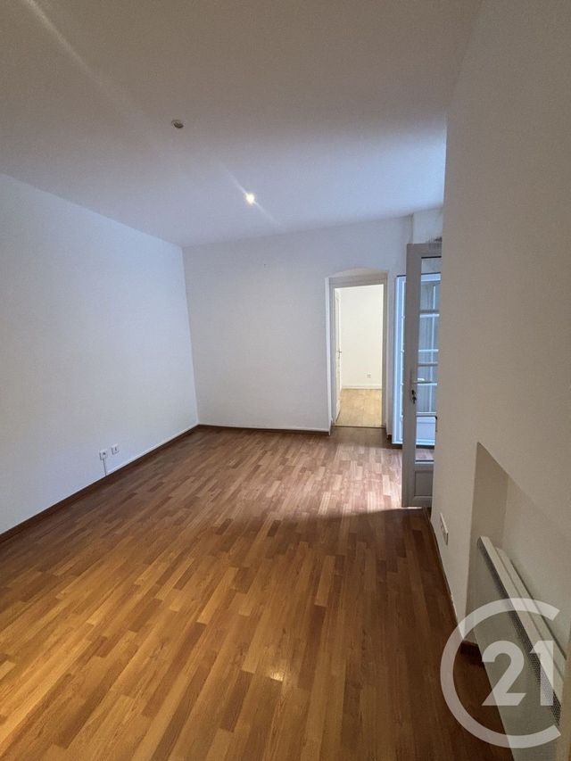 Appartement T3 à louer - 3 pièces - 49.32 m2 - BASTIA - 202 - CORSE - Century 21 Jade Immobilier
