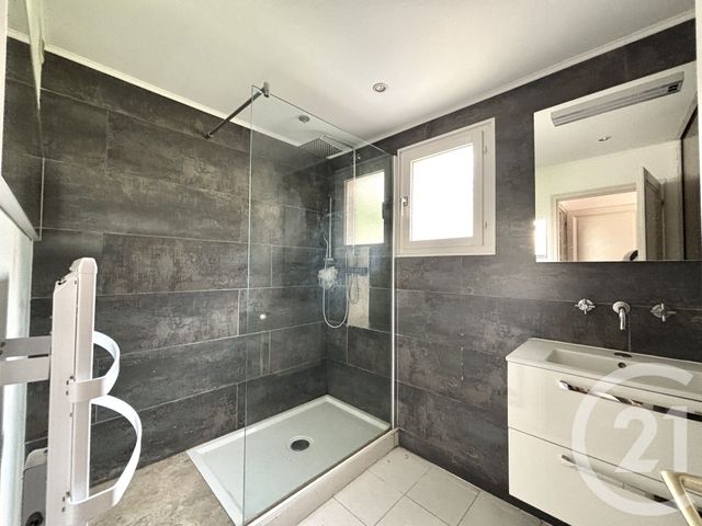 Afficher la photo en grand Appartement à vendre - 4 pièces - 110.0 m2 - BASTIA - 202 - CORSE - Century 21 Jade Immobilier