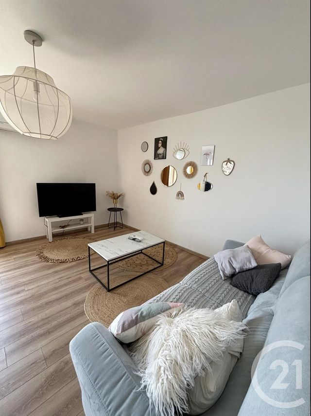 Appartement T2 à louer - 3 pièces - 67.0 m2 - BASTIA - 202 - CORSE - Century 21 Jade Immobilier