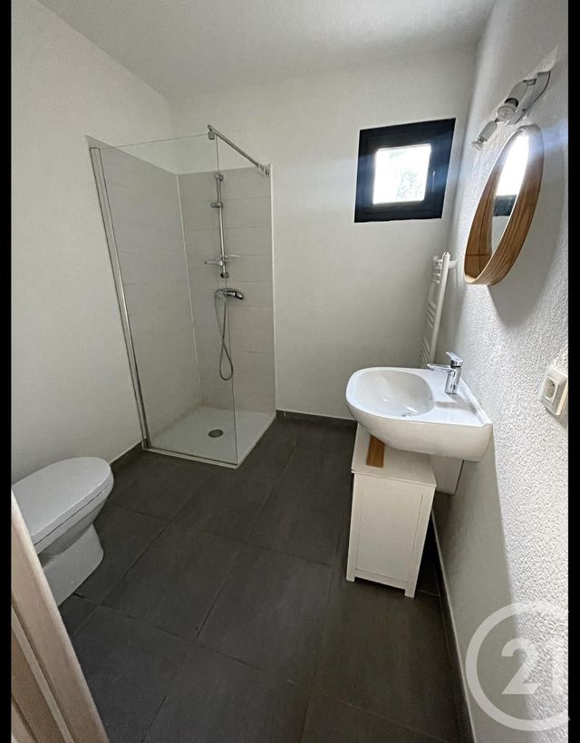 Appartement T2 à louer - 2 pièces - 41.23 m2 - BASTIA - 202 - CORSE - Century 21 Jade Immobilier