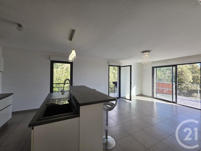 Appartement F3 à vendre - 3 pièces - 68.32 m2 - BASTIA - 202 - CORSE - Century 21 Jade Immobilier