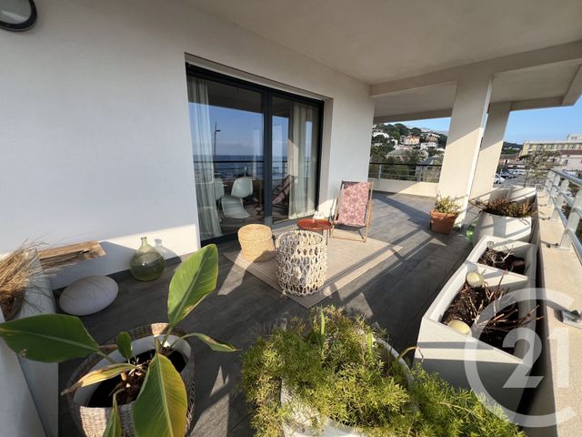 Appartement F4 à vendre - 4 pièces - 120.0 m2 - SANTA MARIA DI LOTA - 202 - CORSE - Century 21 Jade Immobilier