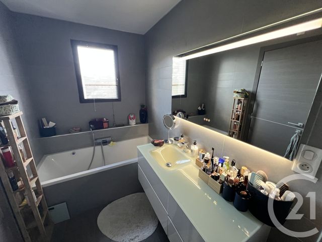 Appartement F4 à vendre - 4 pièces - 120.0 m2 - SANTA MARIA DI LOTA - 202 - CORSE - Century 21 Jade Immobilier