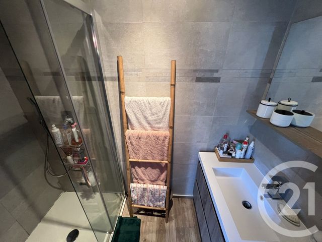 Appartement F4 à vendre - 4 pièces - 120.0 m2 - SANTA MARIA DI LOTA - 202 - CORSE - Century 21 Jade Immobilier