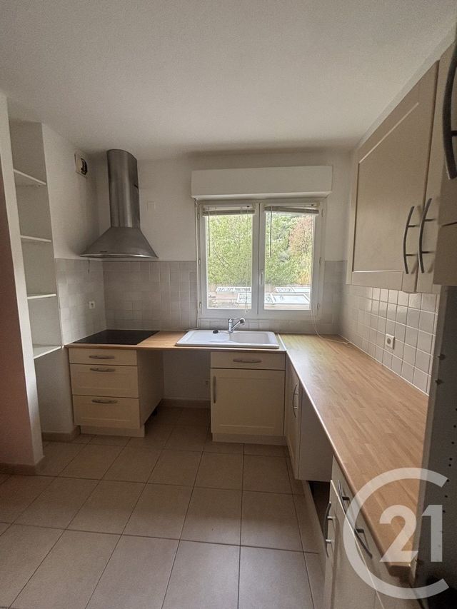 Appartement T3 à louer - 3 pièces - 65.11 m2 - BASTIA - 202 - CORSE - Century 21 Jade Immobilier