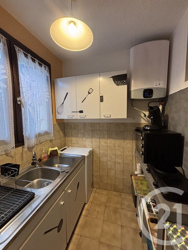 Appartement T1 à louer - 1 pièce - 30.0 m2 - BASTIA - 202 - CORSE - Century 21 Jade Immobilier
