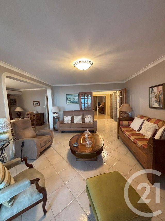 Appartement T3 à louer - 3 pièces - 91.18 m2 - BASTIA - 202 - CORSE - Century 21 Jade Immobilier