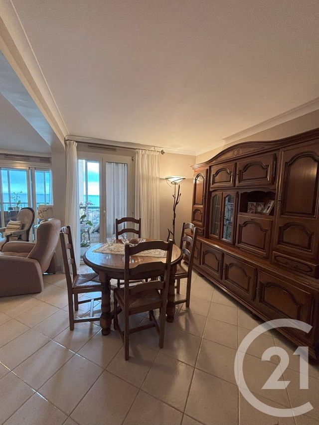 Appartement T3 à louer - 3 pièces - 91.18 m2 - BASTIA - 202 - CORSE - Century 21 Jade Immobilier