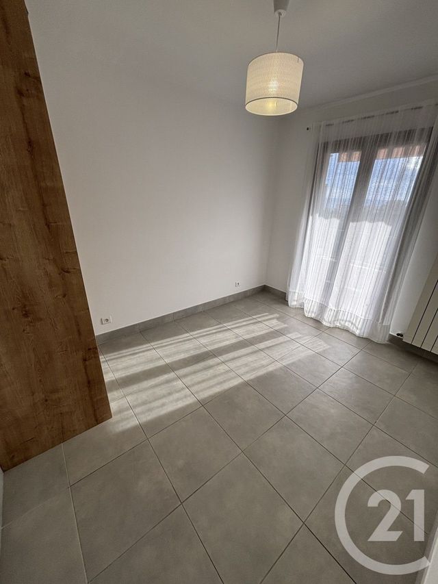 Appartement T3 à louer - 3 pièces - 57.52 m2 - BASTIA - 202 - CORSE - Century 21 Jade Immobilier