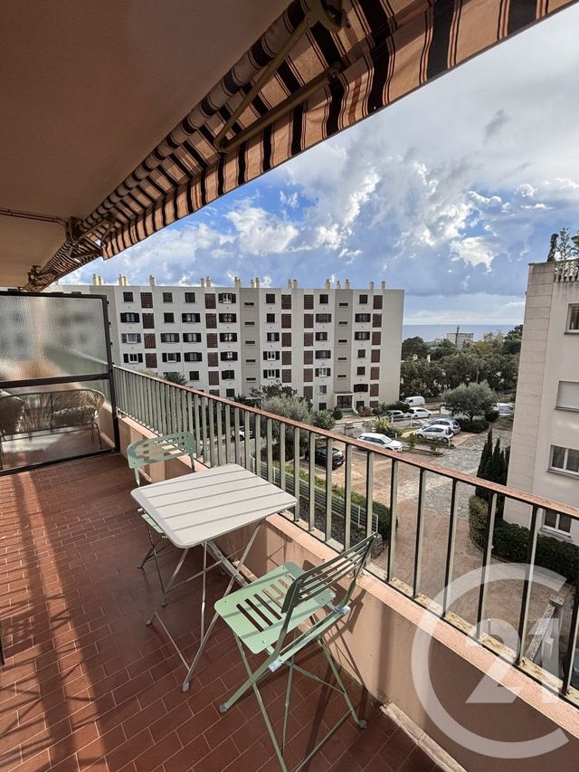 Appartement T3 à louer - 3 pièces - 57.52 m2 - BASTIA - 202 - CORSE - Century 21 Jade Immobilier