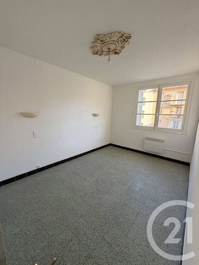 Appartement T3 à louer - 3 pièces - 55.0 m2 - BASTIA - 202 - CORSE - Century 21 Jade Immobilier