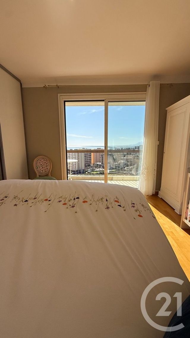 Appartement à vendre - 4 pièces - 101.53 m2 - BASTIA - 202 - CORSE - Century 21 Jade Immobilier