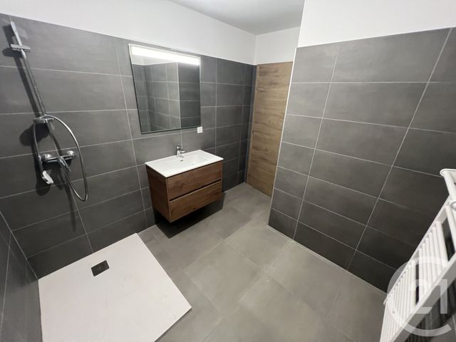 Appartement F2 à vendre - 2 pièces - 44.1 m2 - BASTIA - 202 - CORSE - Century 21 Jade Immobilier