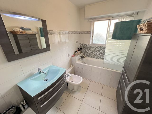 Appartement F4 à vendre - 4 pièces - 105.0 m2 - BASTIA - 202 - CORSE - Century 21 Jade Immobilier