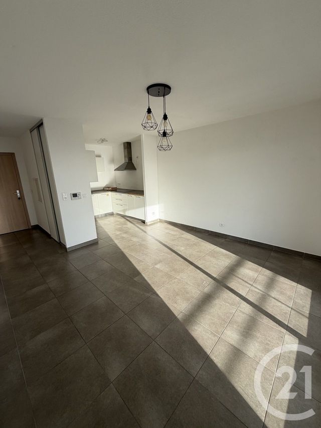 Appartement F2 à louer - 2 pièces - 44.01 m2 - BASTIA - 202 - CORSE - Century 21 Jade Immobilier