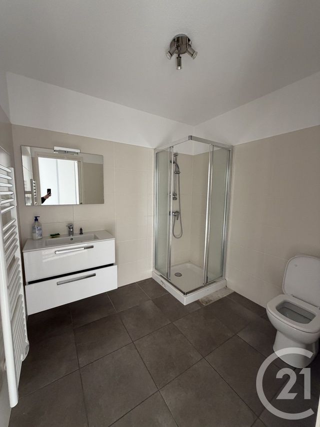 Appartement F2 à louer - 2 pièces - 44.01 m2 - BASTIA - 202 - CORSE - Century 21 Jade Immobilier