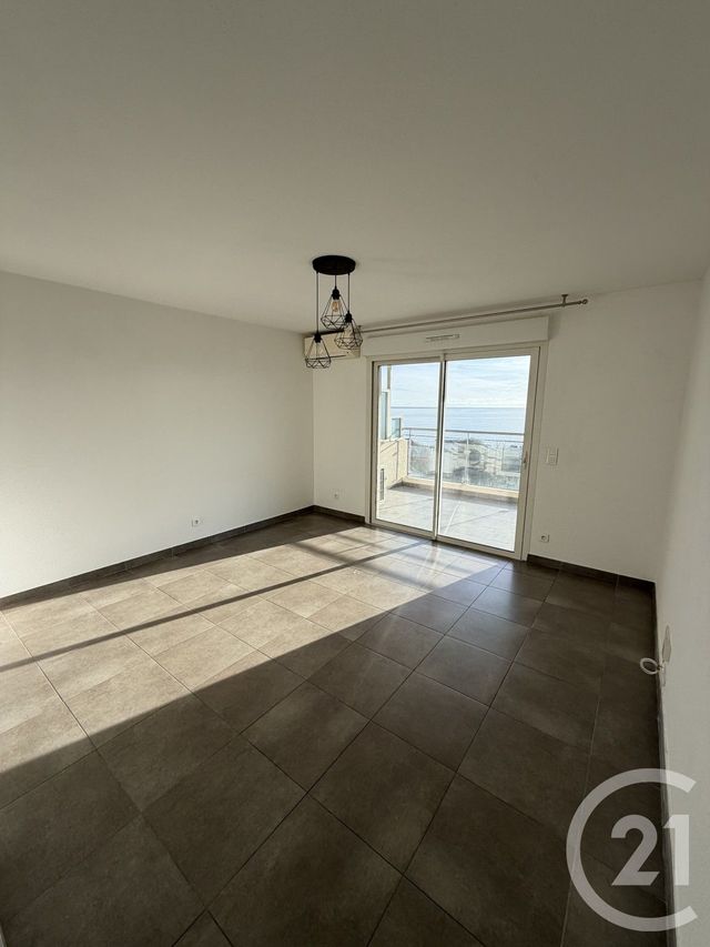 Appartement F2 à louer - 2 pièces - 44.01 m2 - BASTIA - 202 - CORSE - Century 21 Jade Immobilier