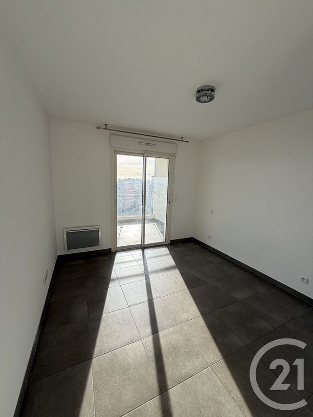 Appartement F2 à louer - 2 pièces - 44.01 m2 - BASTIA - 202 - CORSE - Century 21 Jade Immobilier