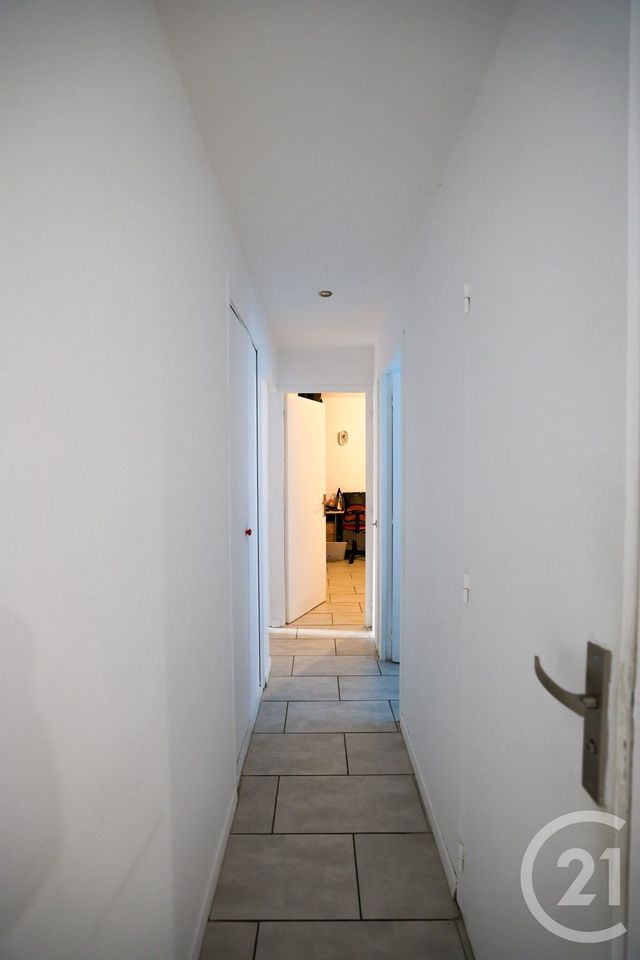 Appartement à vendre - 3 pièces - 60.89 m2 - BASTIA - 202 - CORSE - Century 21 Jade Immobilier