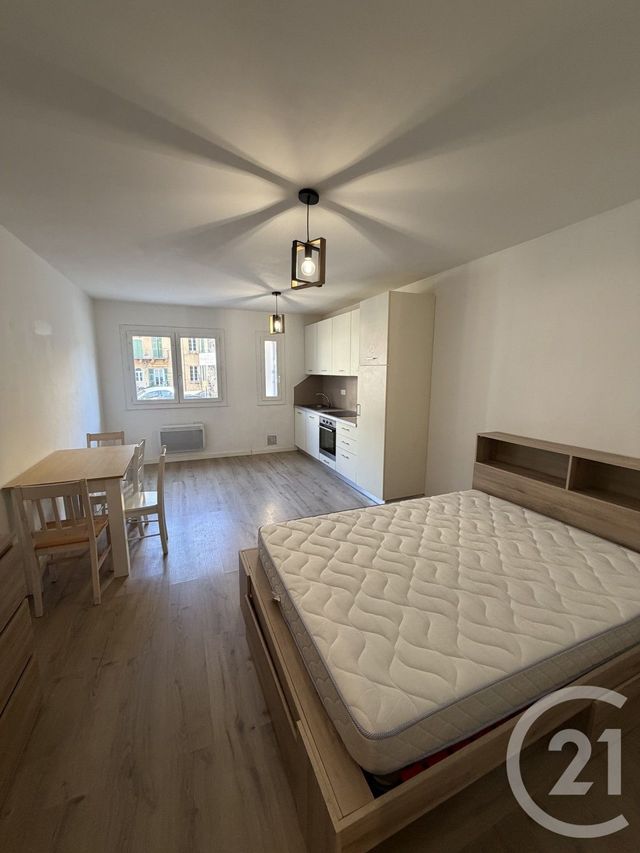 Appartement Studio à louer - 1 pièce - 31.4 m2 - BASTIA - 202 - CORSE - Century 21 Jade Immobilier