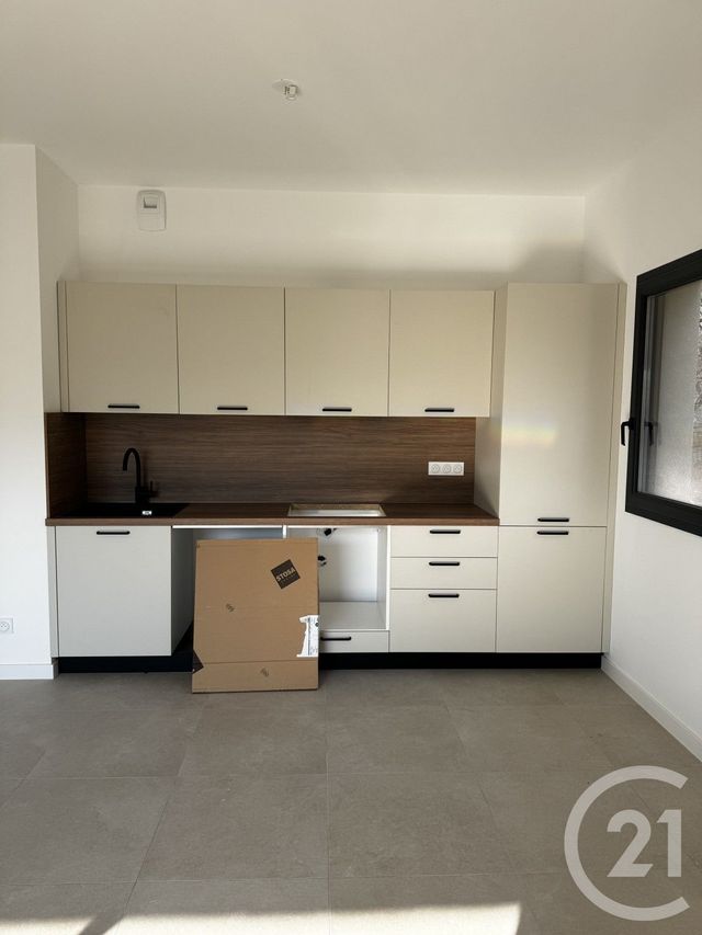 Appartement T3 à vendre - 3 pièces - 68.0 m2 - BASTIA - 202 - CORSE - Century 21 Jade Immobilier