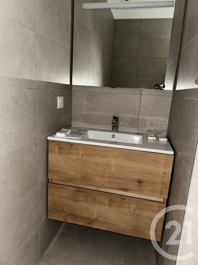 Appartement T3 à vendre - 3 pièces - 68.0 m2 - BASTIA - 202 - CORSE - Century 21 Jade Immobilier