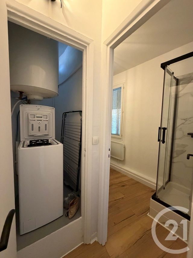 Appartement Studio à louer - 1 pièce - 18.0 m2 - BASTIA - 202 - CORSE - Century 21 Jade Immobilier