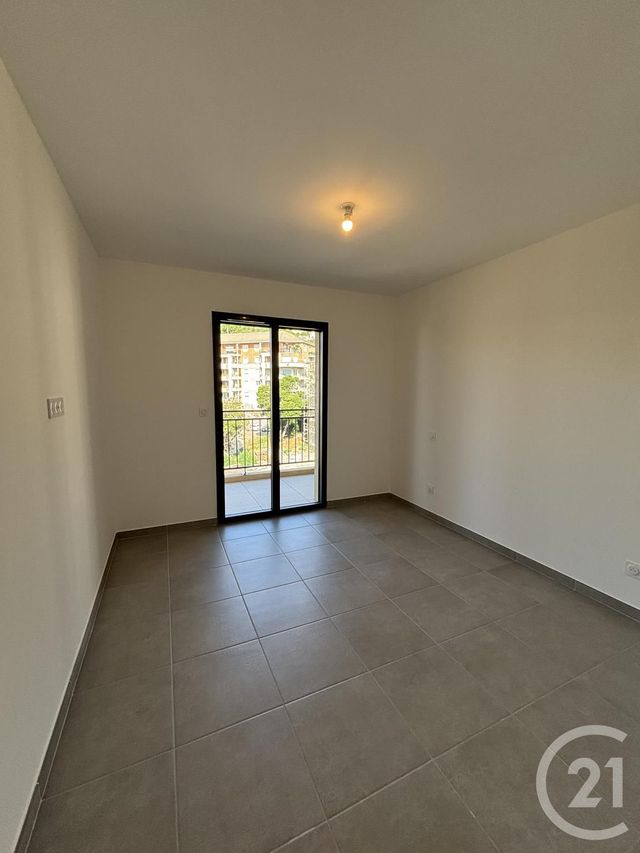 Appartement T3 à louer - 3 pièces - 64.15 m2 - BASTIA - 202 - CORSE - Century 21 Jade Immobilier