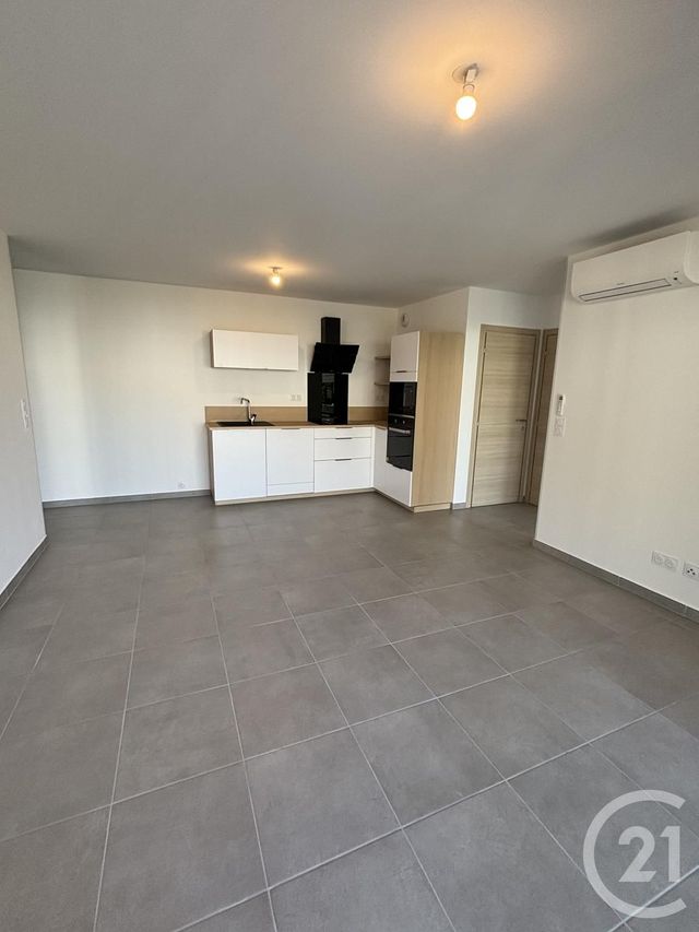 Appartement T3 à louer - 3 pièces - 64.15 m2 - BASTIA - 202 - CORSE - Century 21 Jade Immobilier