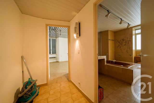 Appartement à vendre - 8 pièces - 185.0 m2 - BASTIA - 202 - CORSE - Century 21 Jade Immobilier