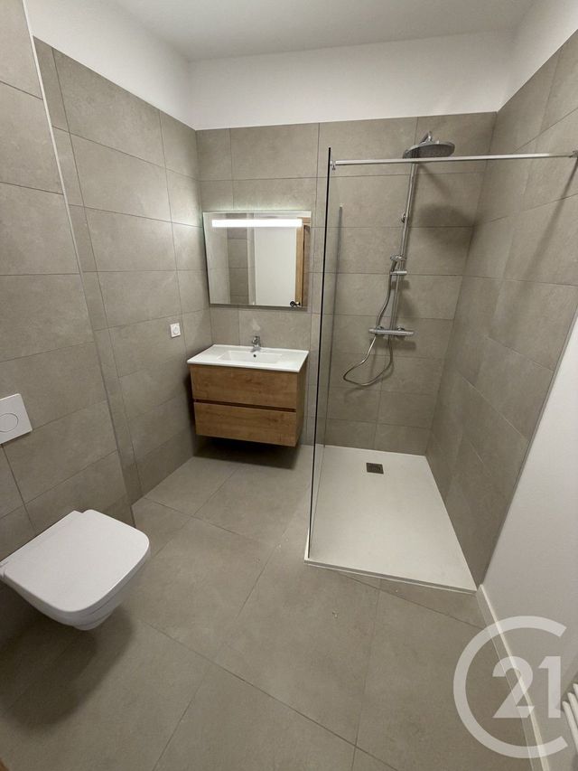 Appartement T2 à louer - 2 pièces - 43.45 m2 - BASTIA - 202 - CORSE - Century 21 Jade Immobilier