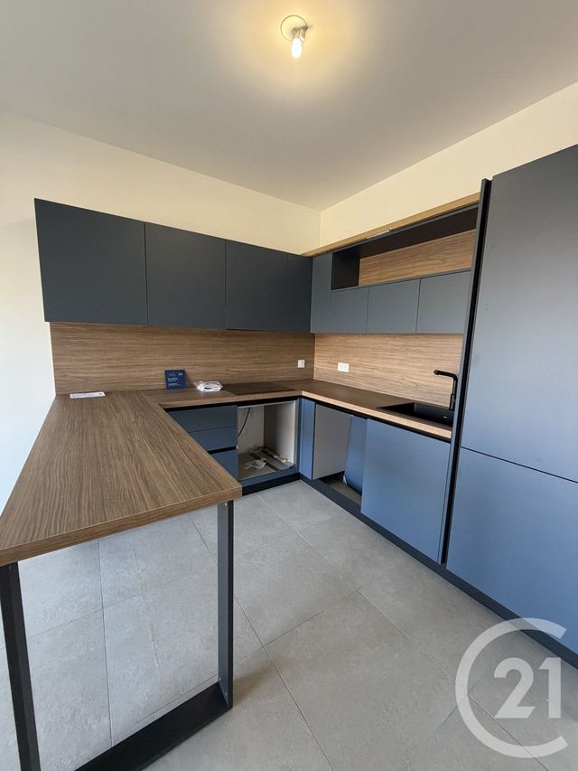 Appartement T2 à louer - 2 pièces - 43.45 m2 - BASTIA - 202 - CORSE - Century 21 Jade Immobilier