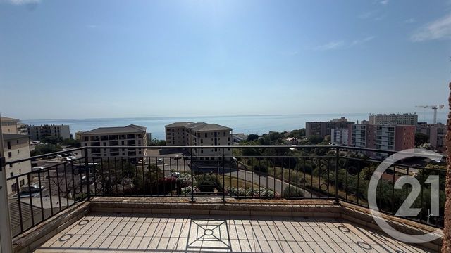 Appartement à vendre - 3 pièces - 72.56 m2 - BASTIA - 202 - CORSE - Century 21 Jade Immobilier