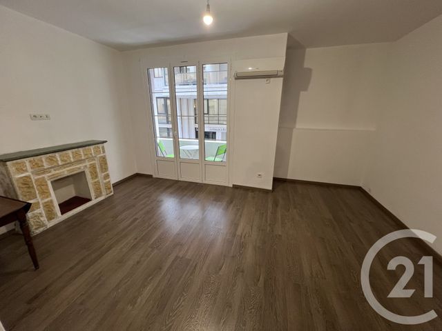 Appartement T3 à louer - 3 pièces - 64.0 m2 - BASTIA - 202 - CORSE - Century 21 Jade Immobilier